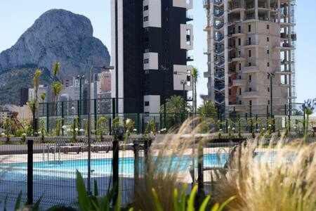 Apartamento De 3 Dormitorios Piscina Y Parking Calpe Esterno foto